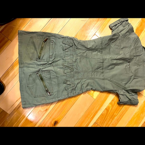 Like new - Picture 2 of 2